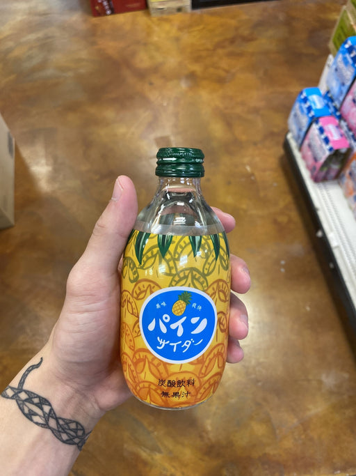 Tomomasu Pineapple Drink, 300ml - Eastside Asian Market